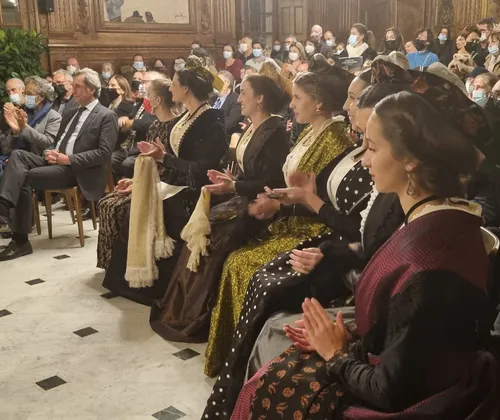 [ CULTURE/TRADITION ] PRESENTATION DU CALENDRIER DE LA 24EME REINE...